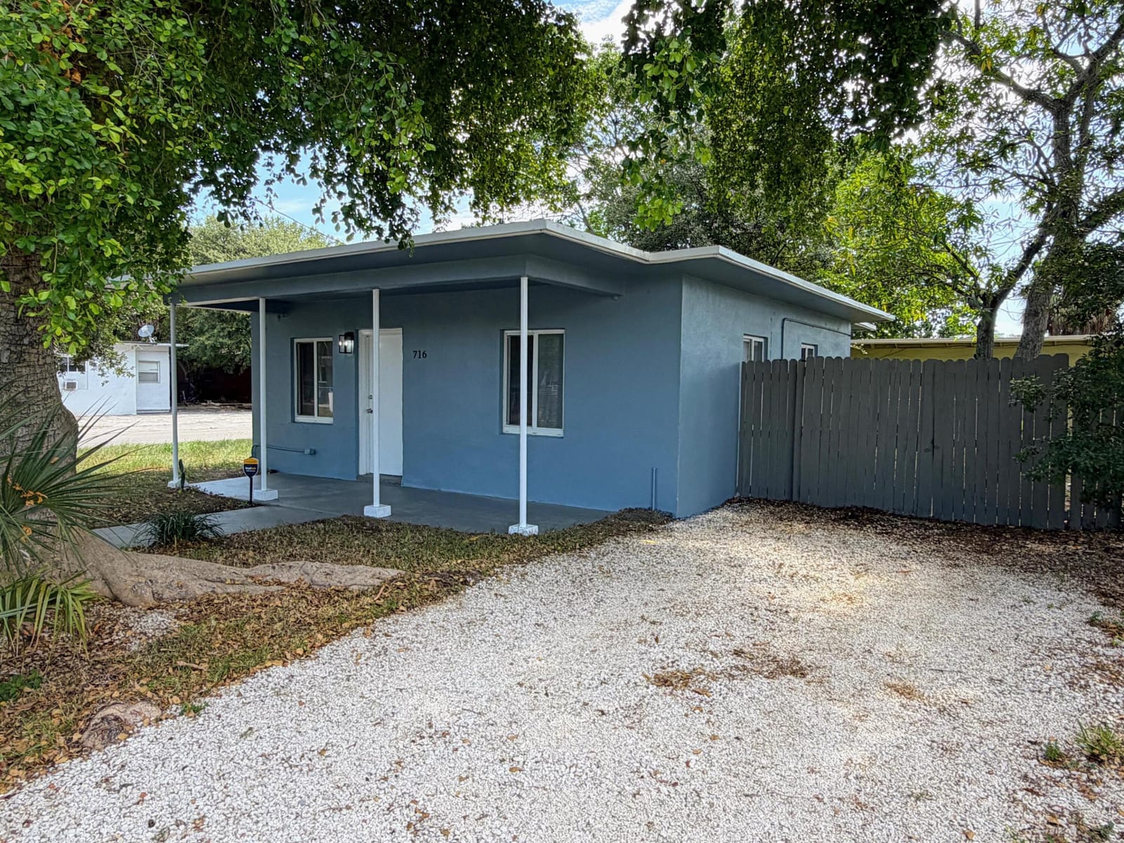 716 NW 17TH Avenue — photo 2