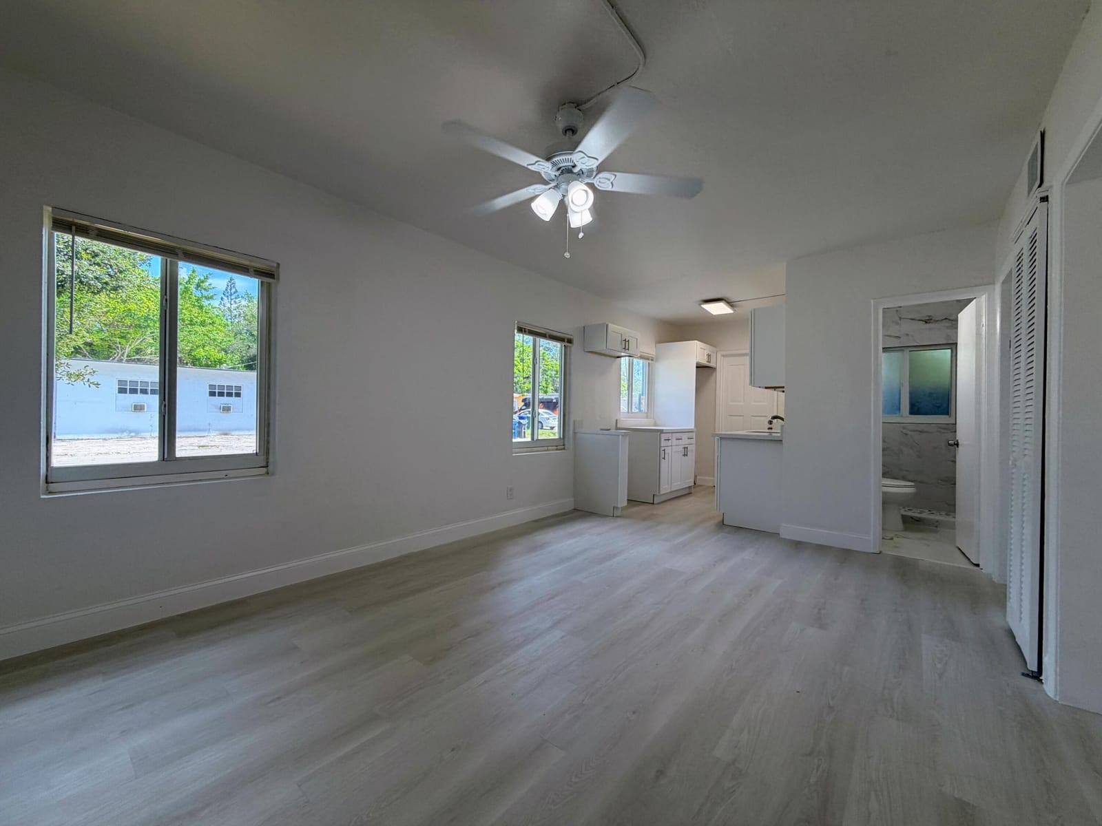 716 NW 17TH Avenue — photo 10