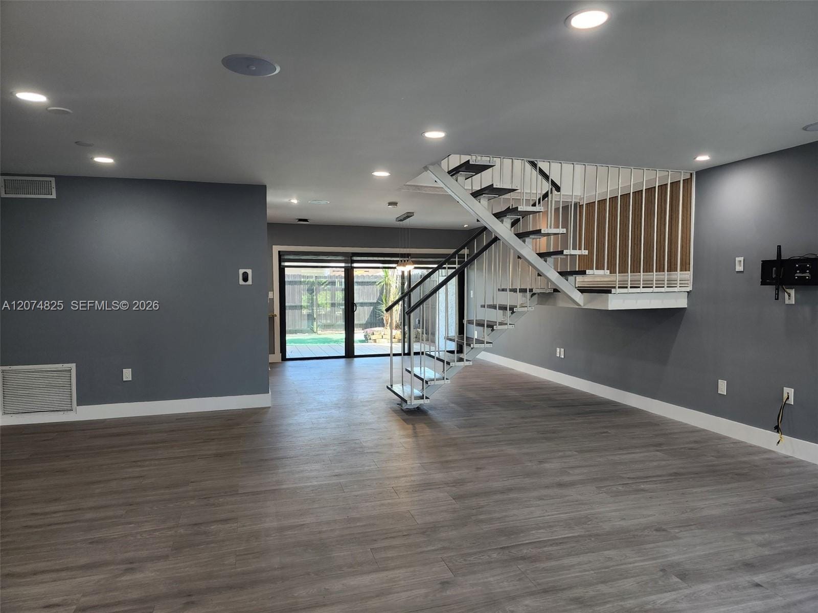 6518 Kendale Lakes Drive 809, Miami, FL 33183