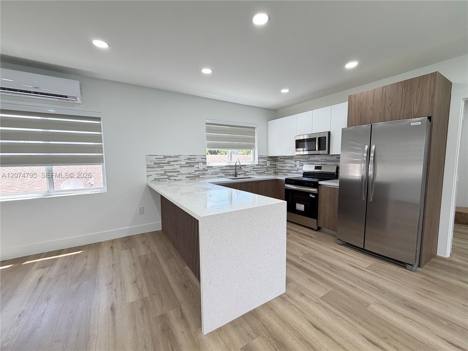 311 SW 27th Avenue 317, Miami, FL 33135 photo 2