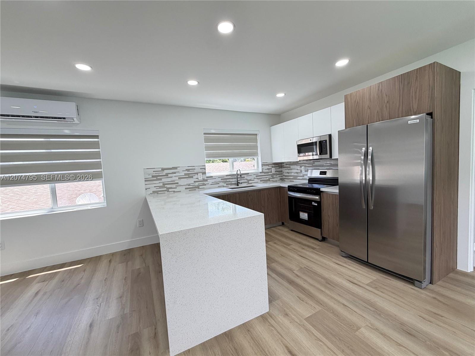 311 SW 27th Avenue 317, Miami, FL 33135 photo 4