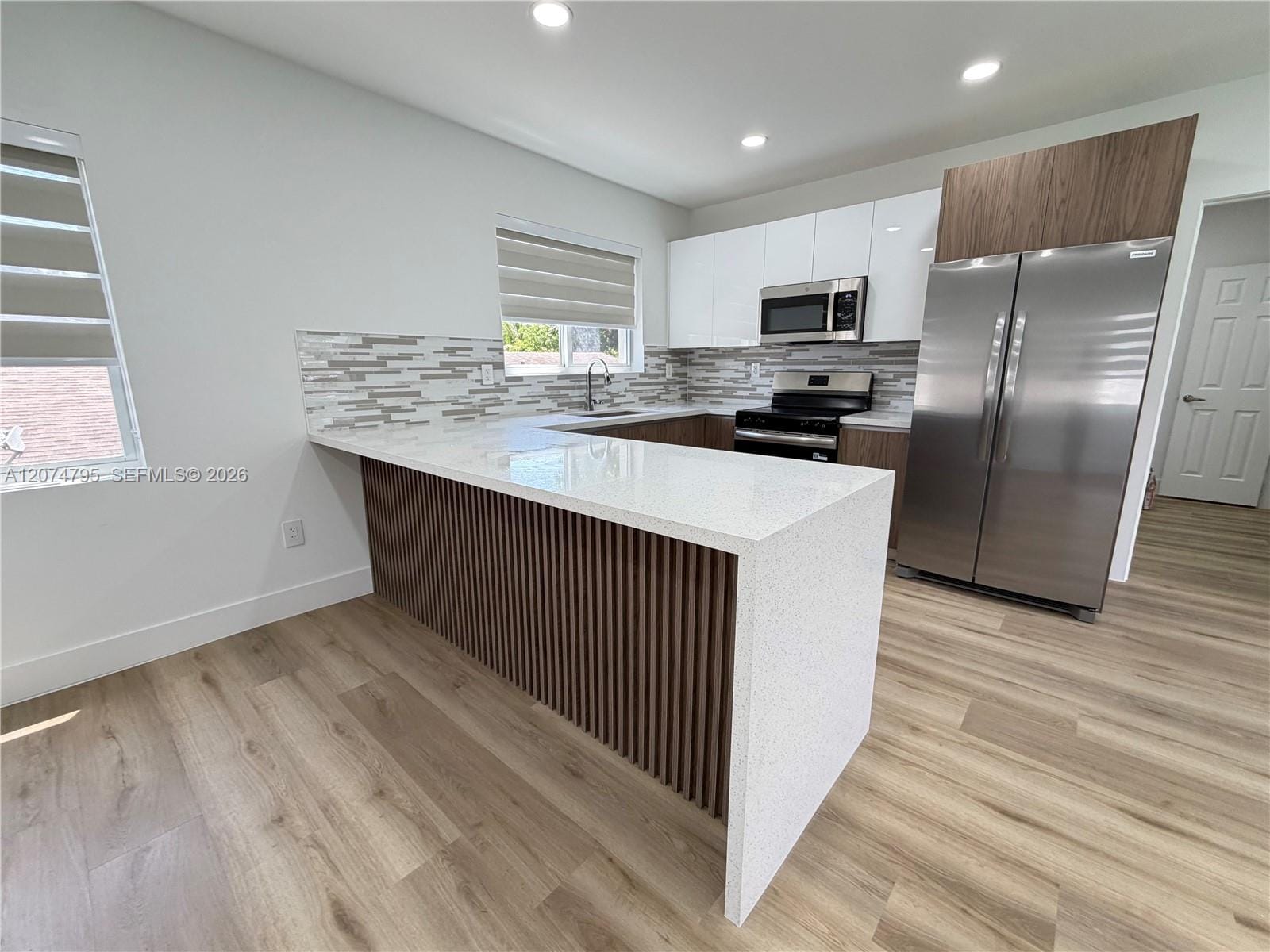 311 SW 27th Avenue 317, Miami, FL 33135 photo 5