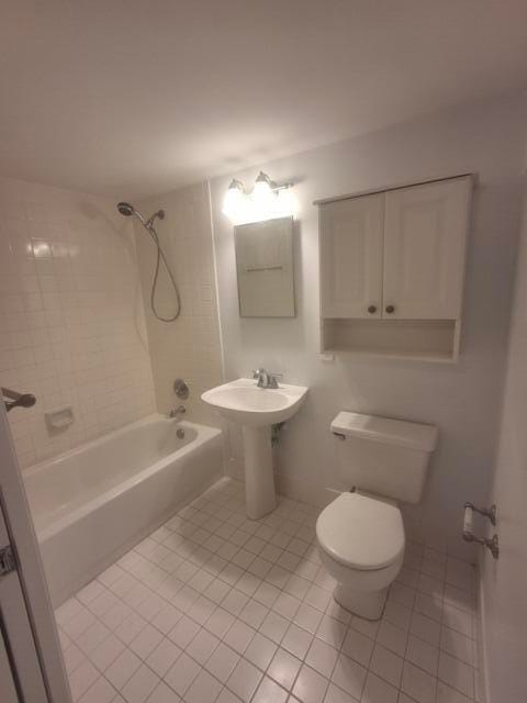 2236 N CYPRESS BEND Drive 106 — photo 11