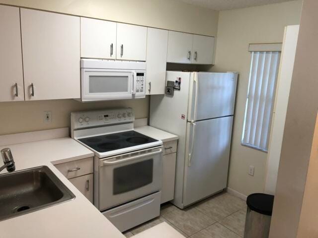 2236 N CYPRESS BEND Drive 106 — photo 4