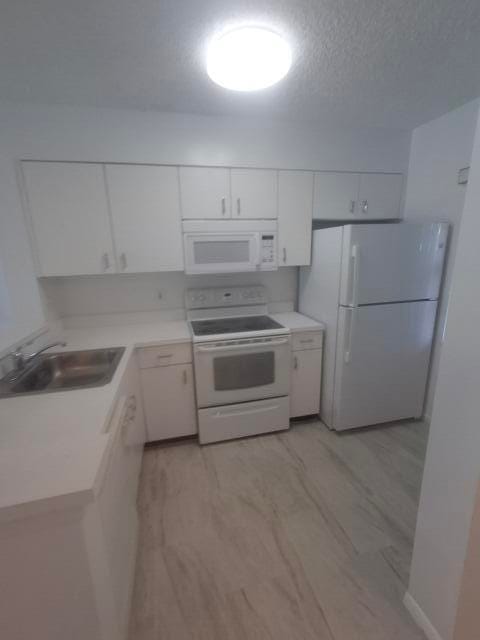 2236 N CYPRESS BEND Drive 106 — photo 6