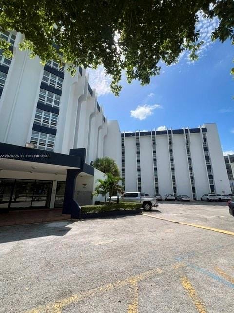9682 Fontainebleau Boulevard 103, Miami, FL 33172 photo 3