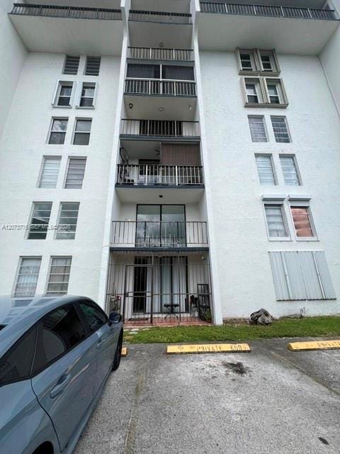 9682 Fontainebleau Boulevard 103, Miami, FL 33172 photo 8