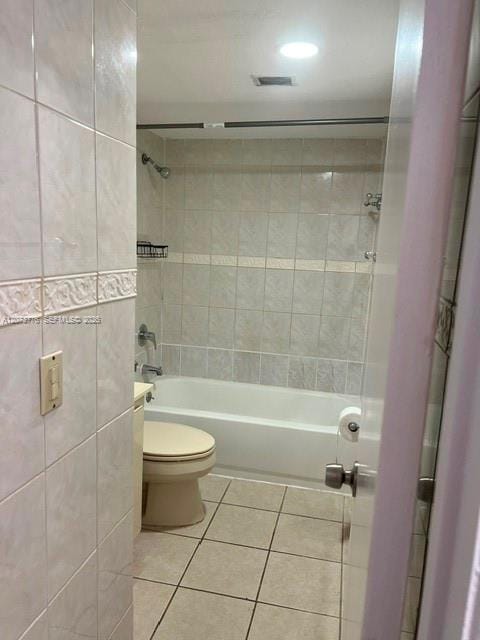 9682 Fontainebleau Boulevard 103, Miami, FL 33172 photo 9