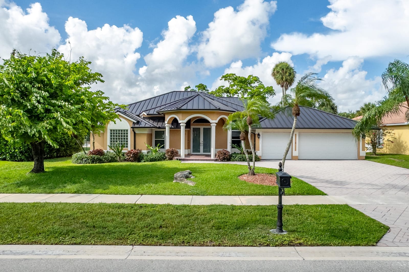 15622 CYPRESS PARK Drive — photo 7