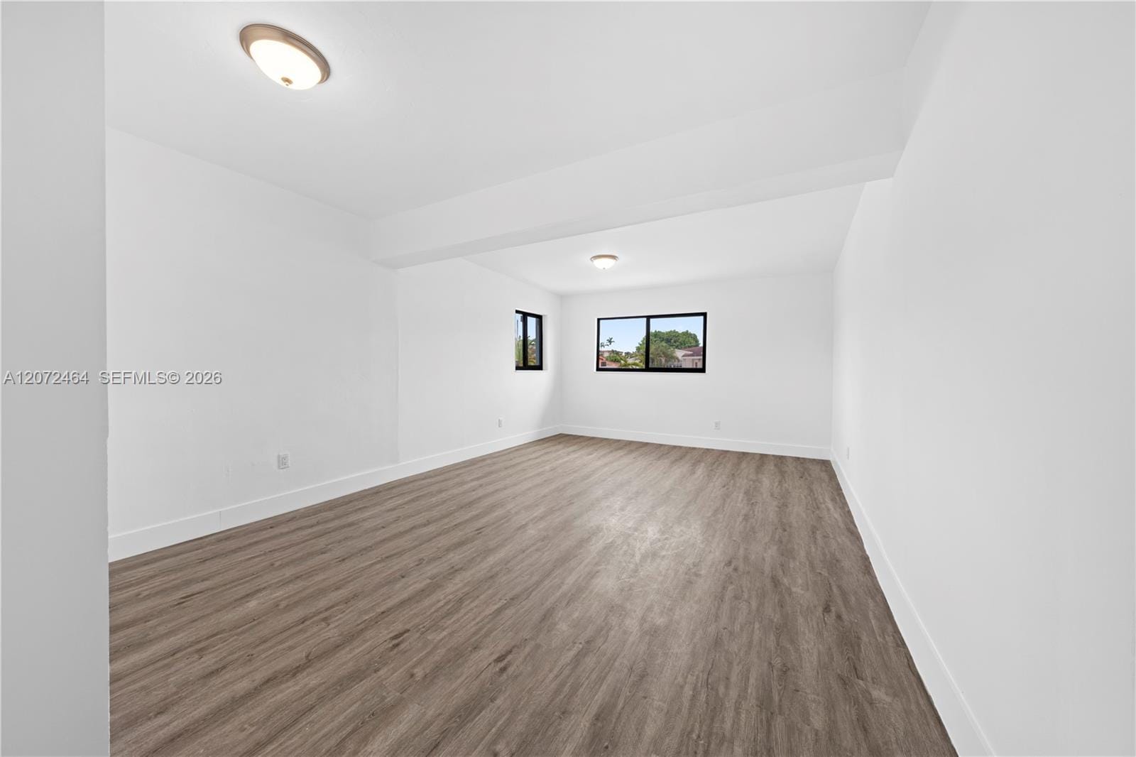 1014 W 66th Street — photo 5