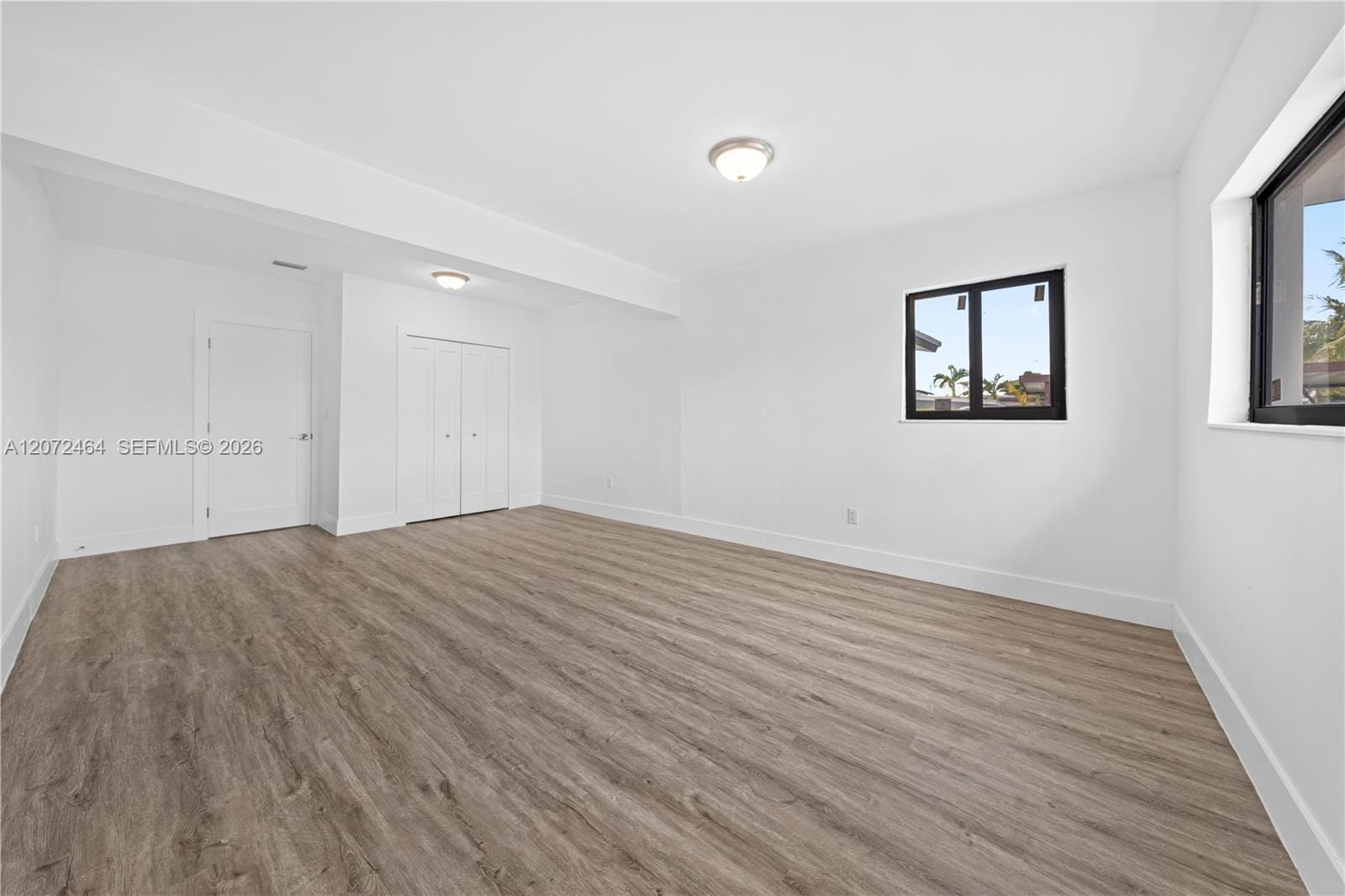 1014 W 66th Street — photo 6