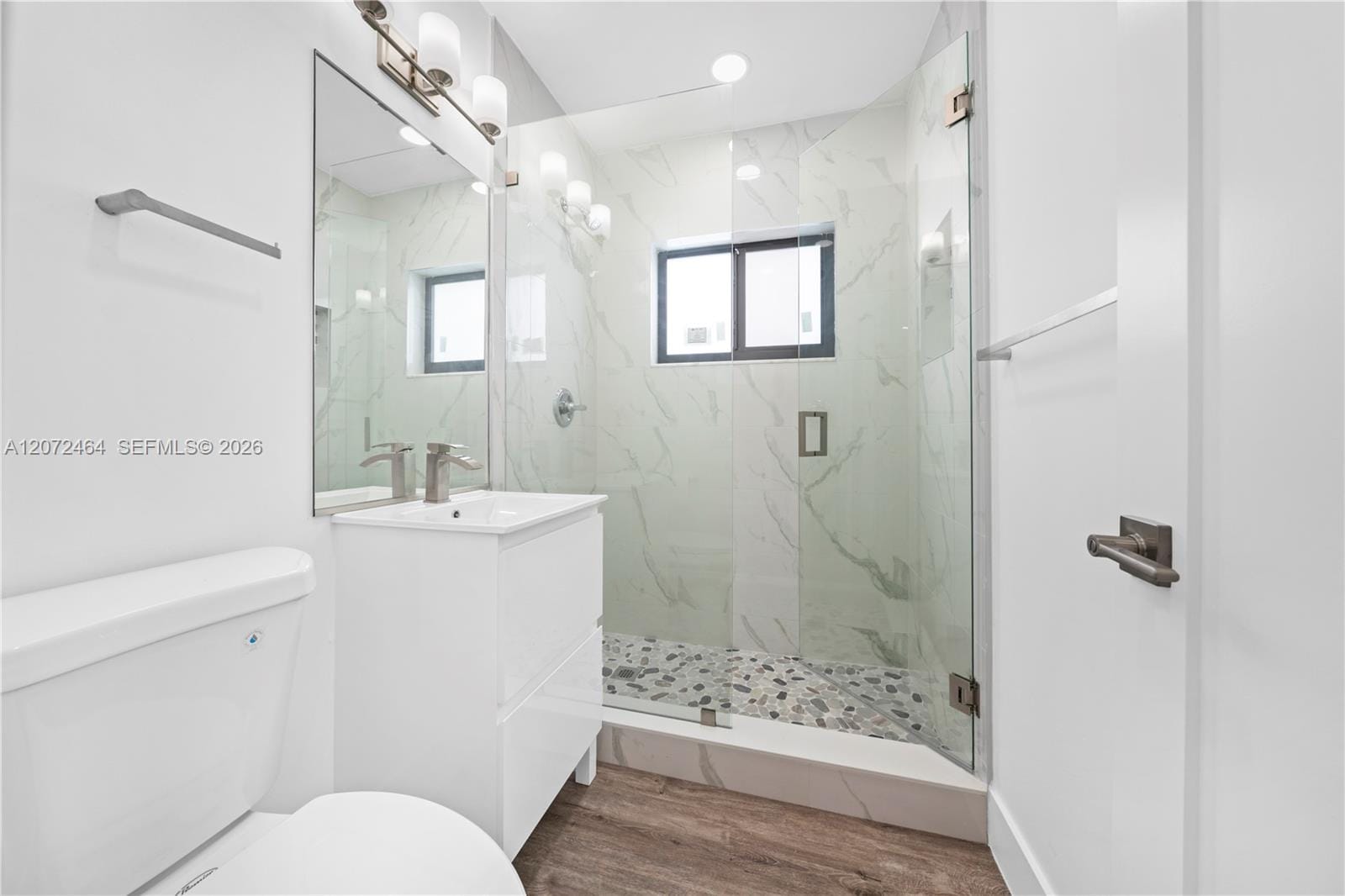 1014 W 66th Street — photo 8