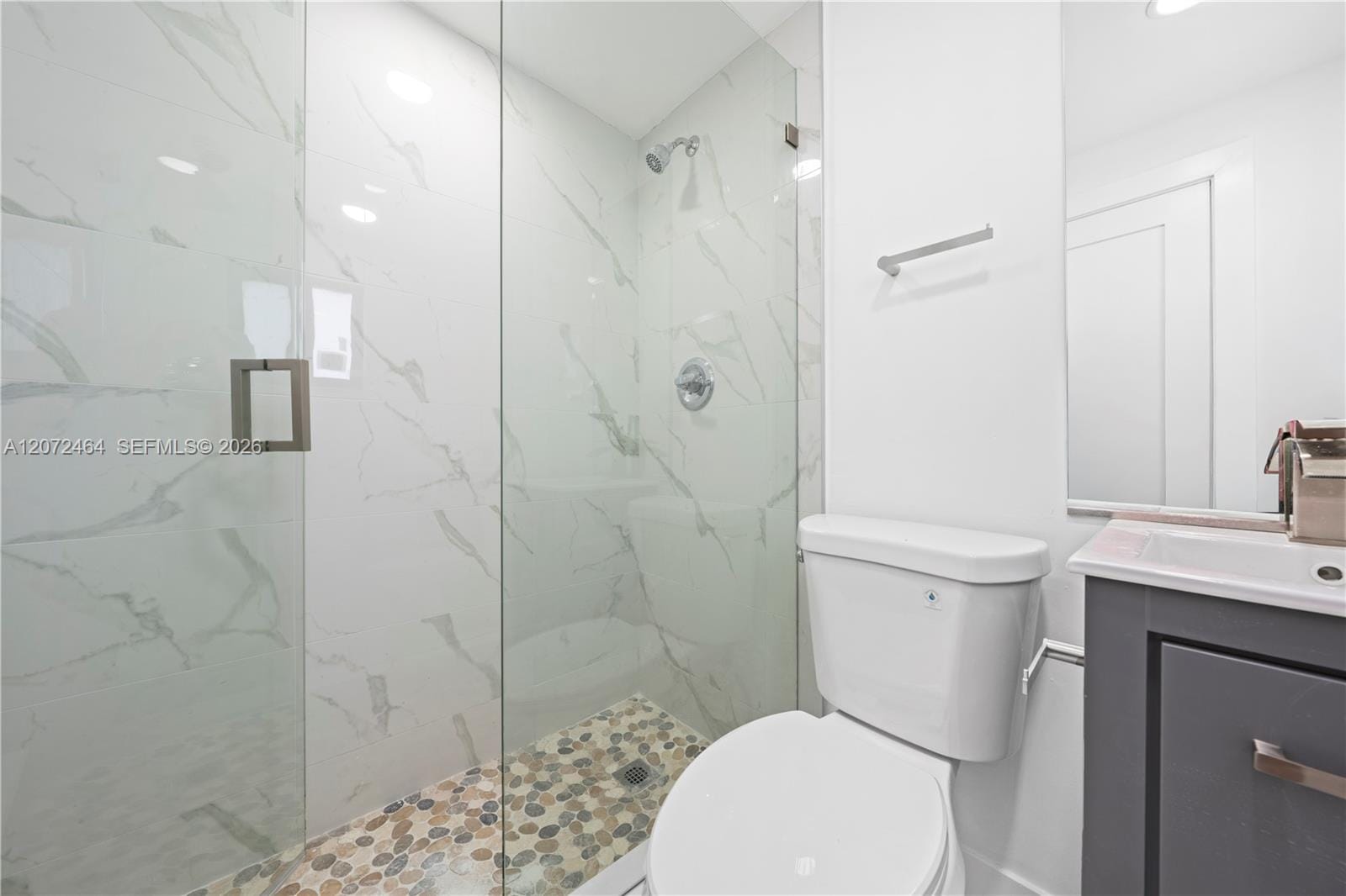 1014 W 66th Street — photo 10