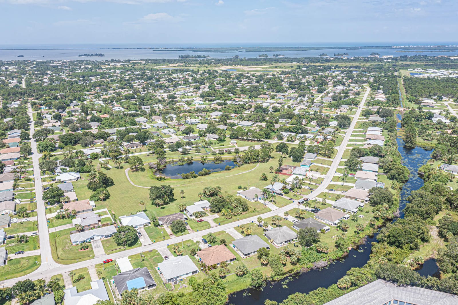 307 S WIMBROW Drive, Sebastian, FL 32958 photo 27