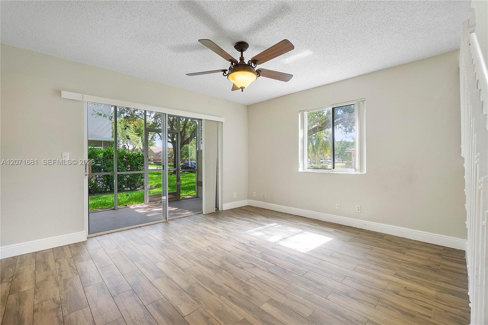 937 NW 104th Way — photo 5
