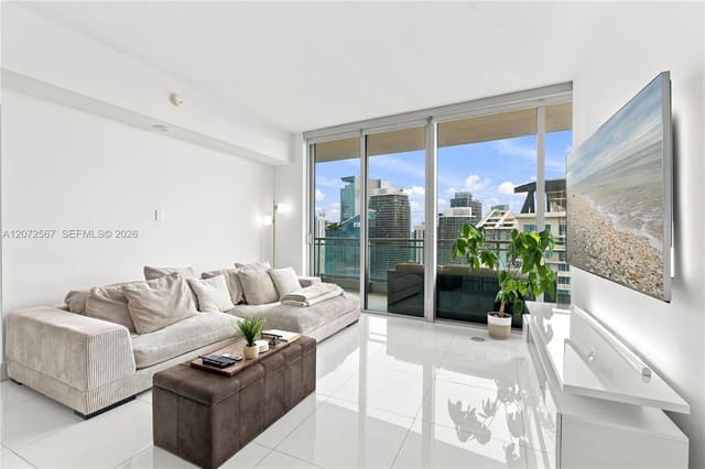 92 SW 3rd Street 4904, Miami, FL 33130