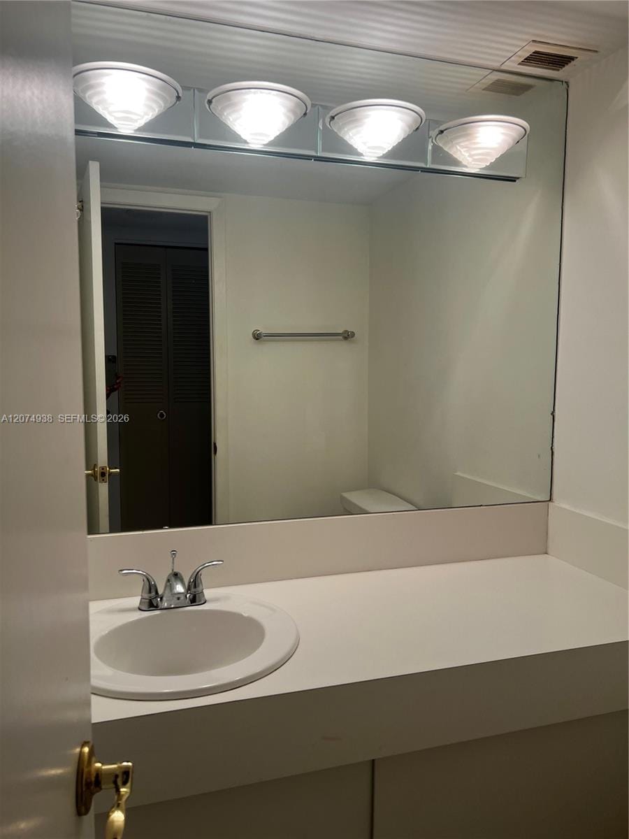 2750 NE 183rd Street 807 — photo 9