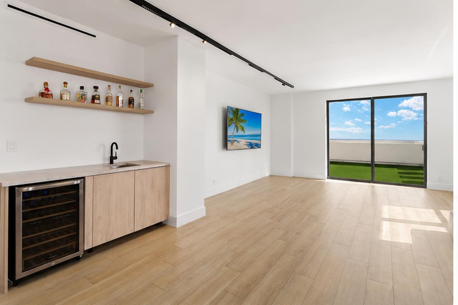 1865 S Ocean Drive 21c — photo 8