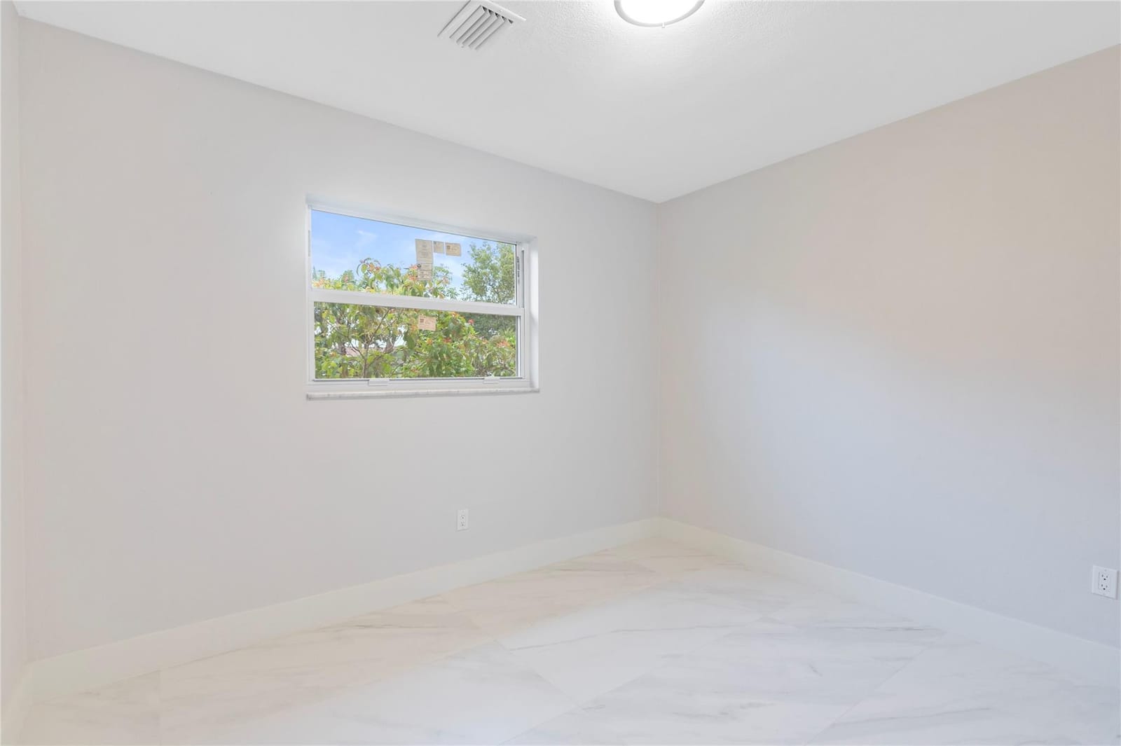 4490 NW 8TH Street, Coconut Creek, FL 33066 photo 14