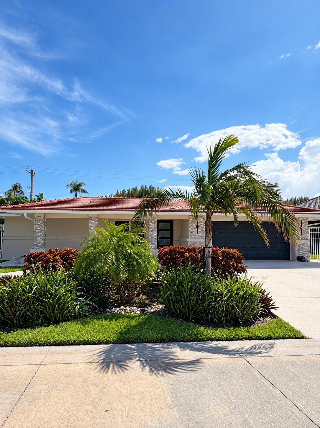 1221 Singer Drive, Singer Island, FL 33404 photo 4