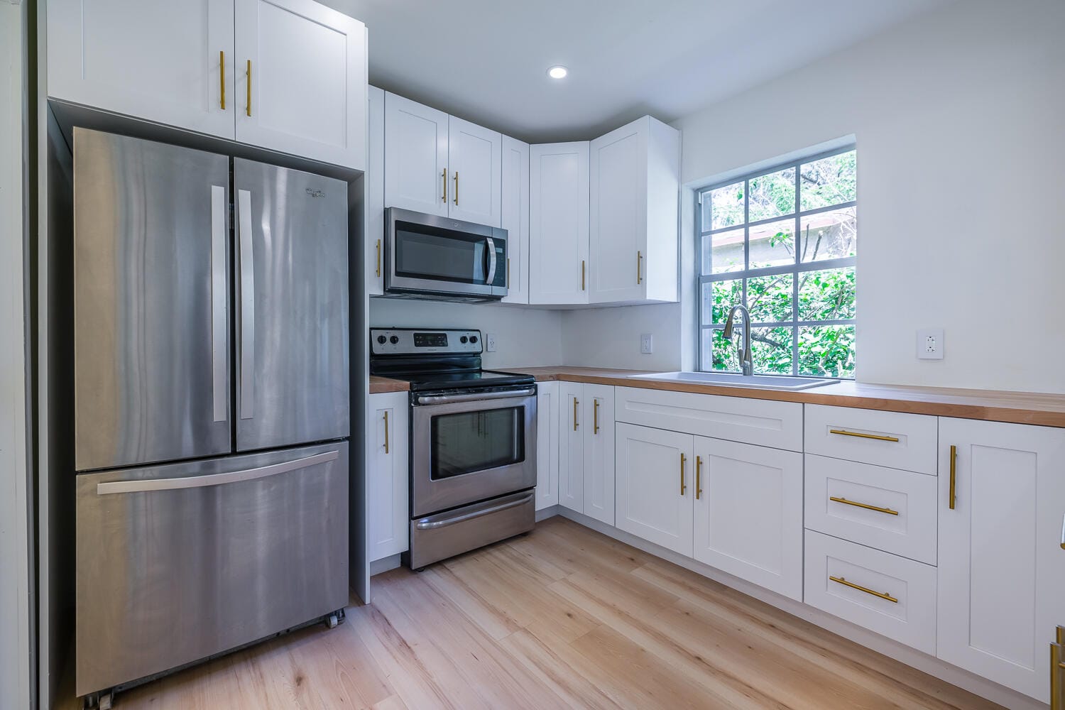 20 NE 169TH Street 1-2, North Miami Beach, FL 33162