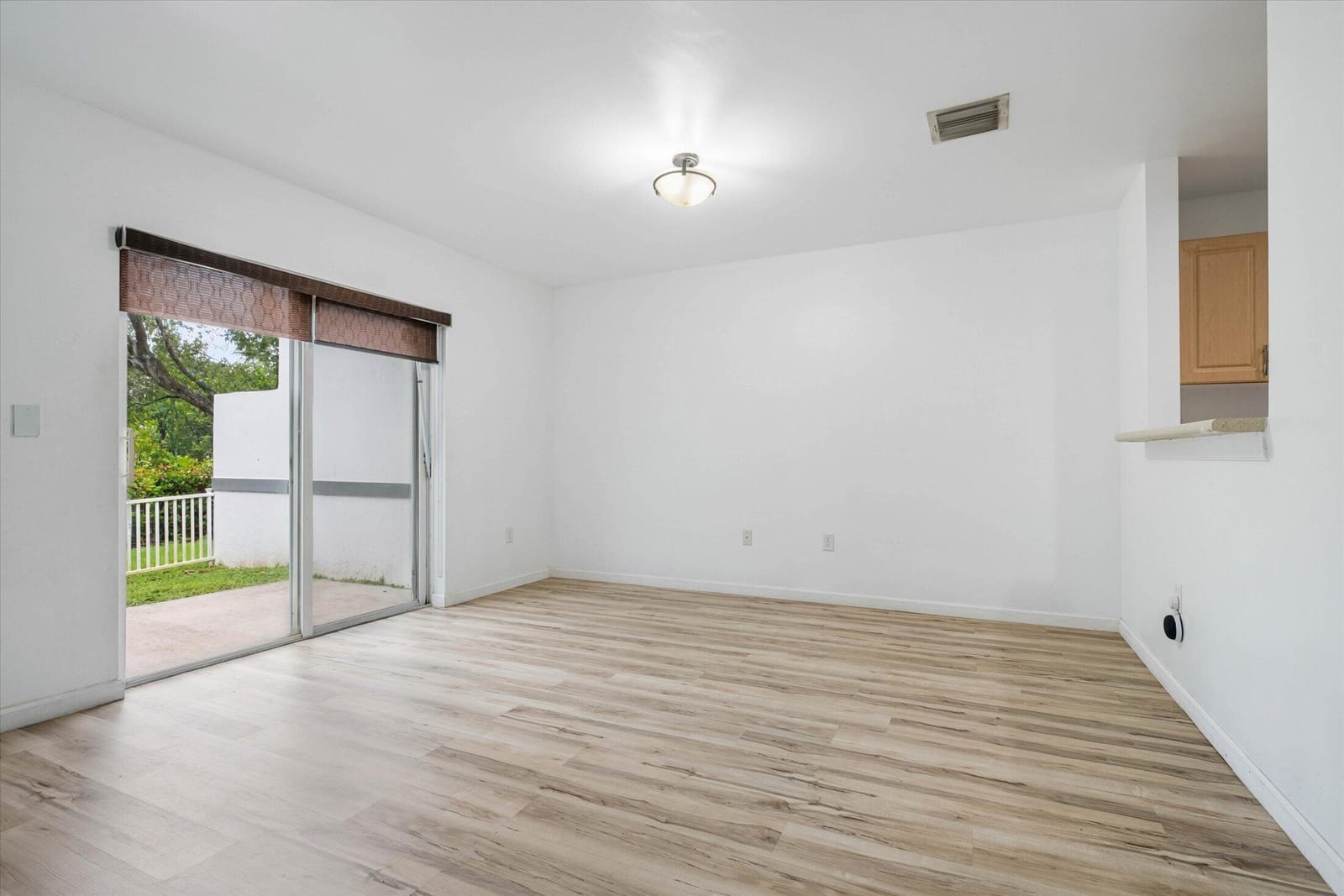 2030 NW 99th Way — photo 11