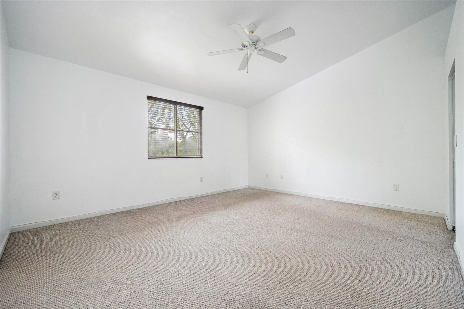 2030 NW 99th Way, Sunrise, FL 33322 photo 18