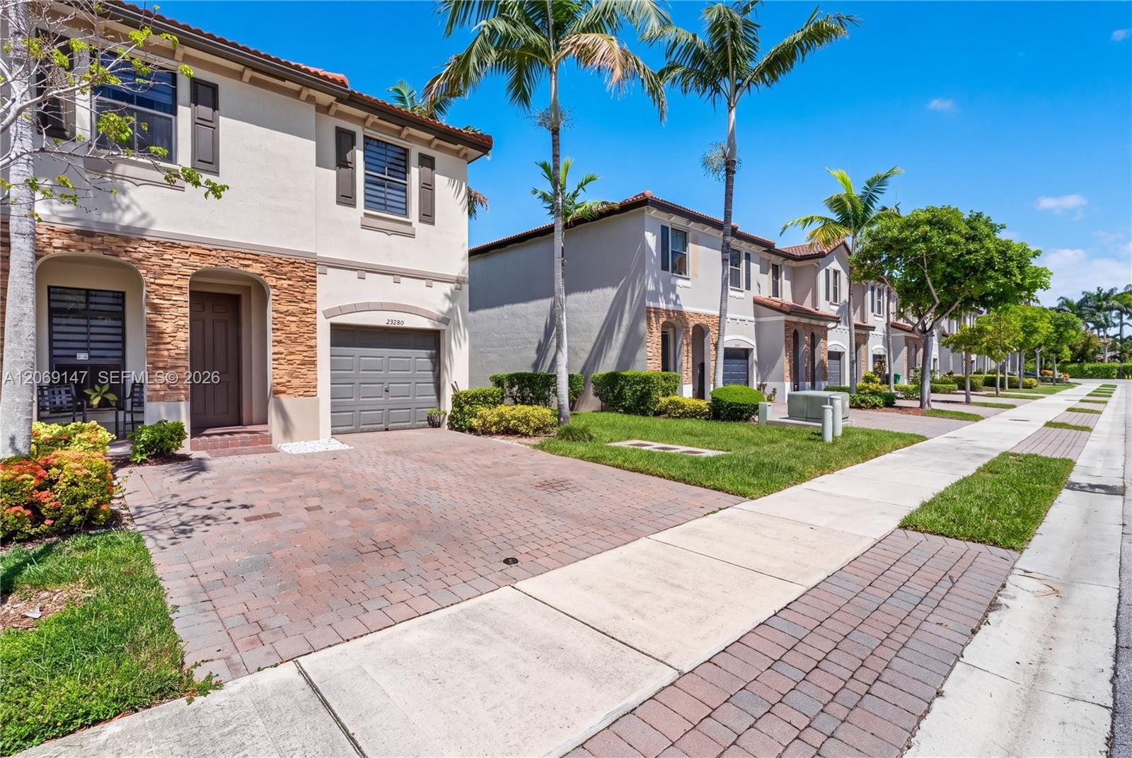23280 SW 113th Passage — photo 4