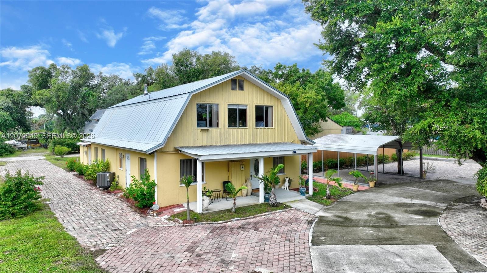 123 Riverbend Drive, LaBelle, FL 33935