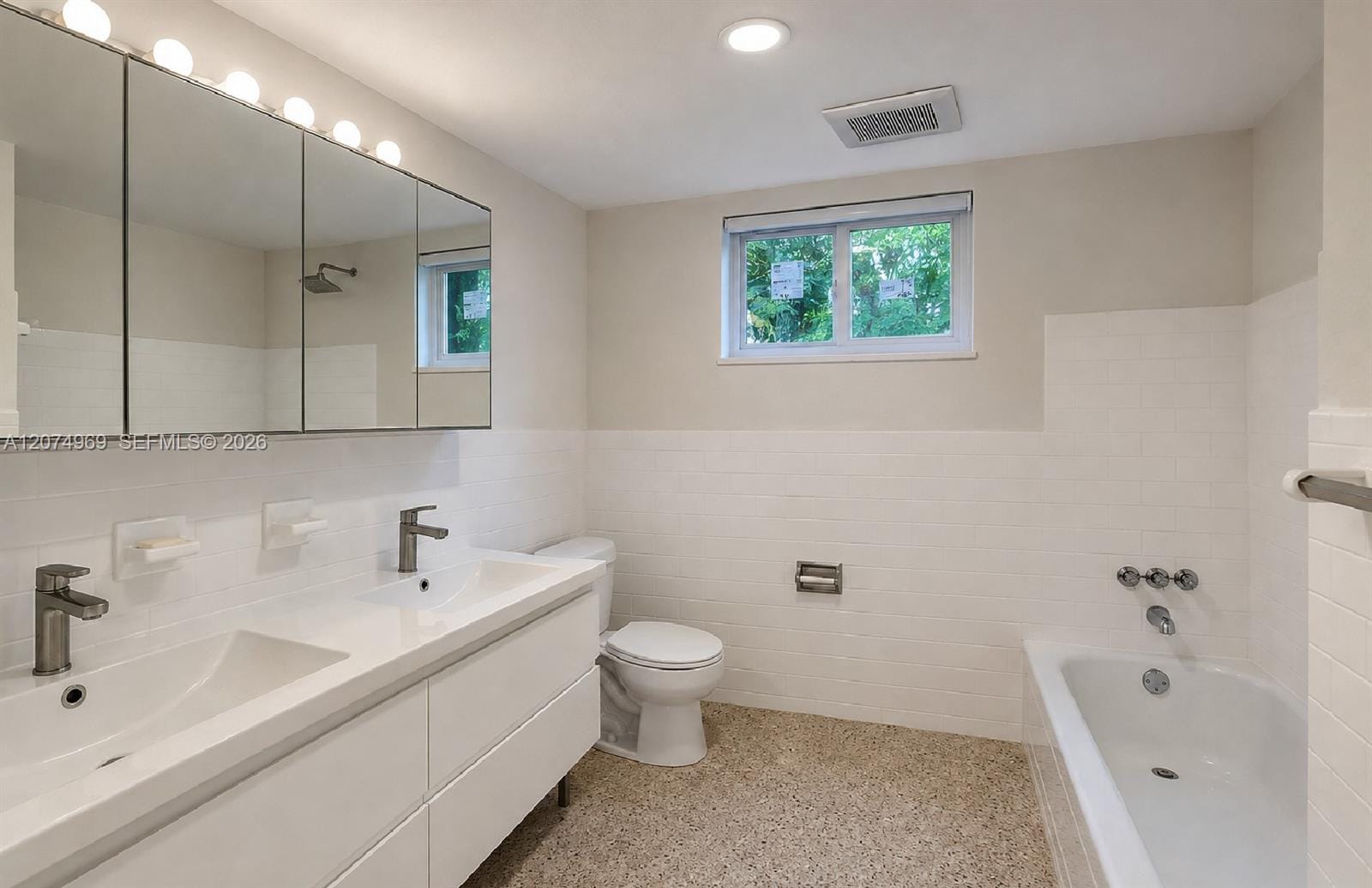 1385 NE 105th Street — photo 7