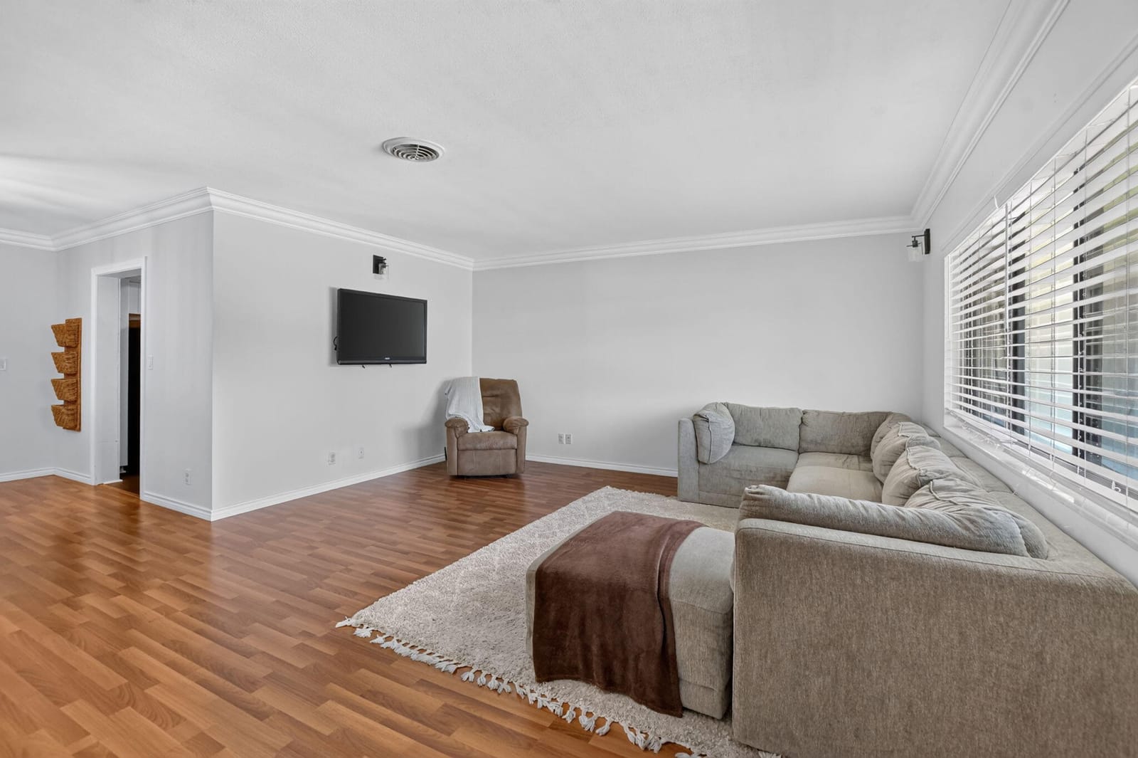 308 SE 2nd Street — photo 4