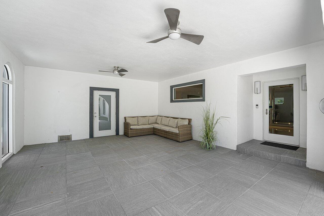 2540 MERCEDES Drive, Fort Lauderdale, FL 33316 photo 14