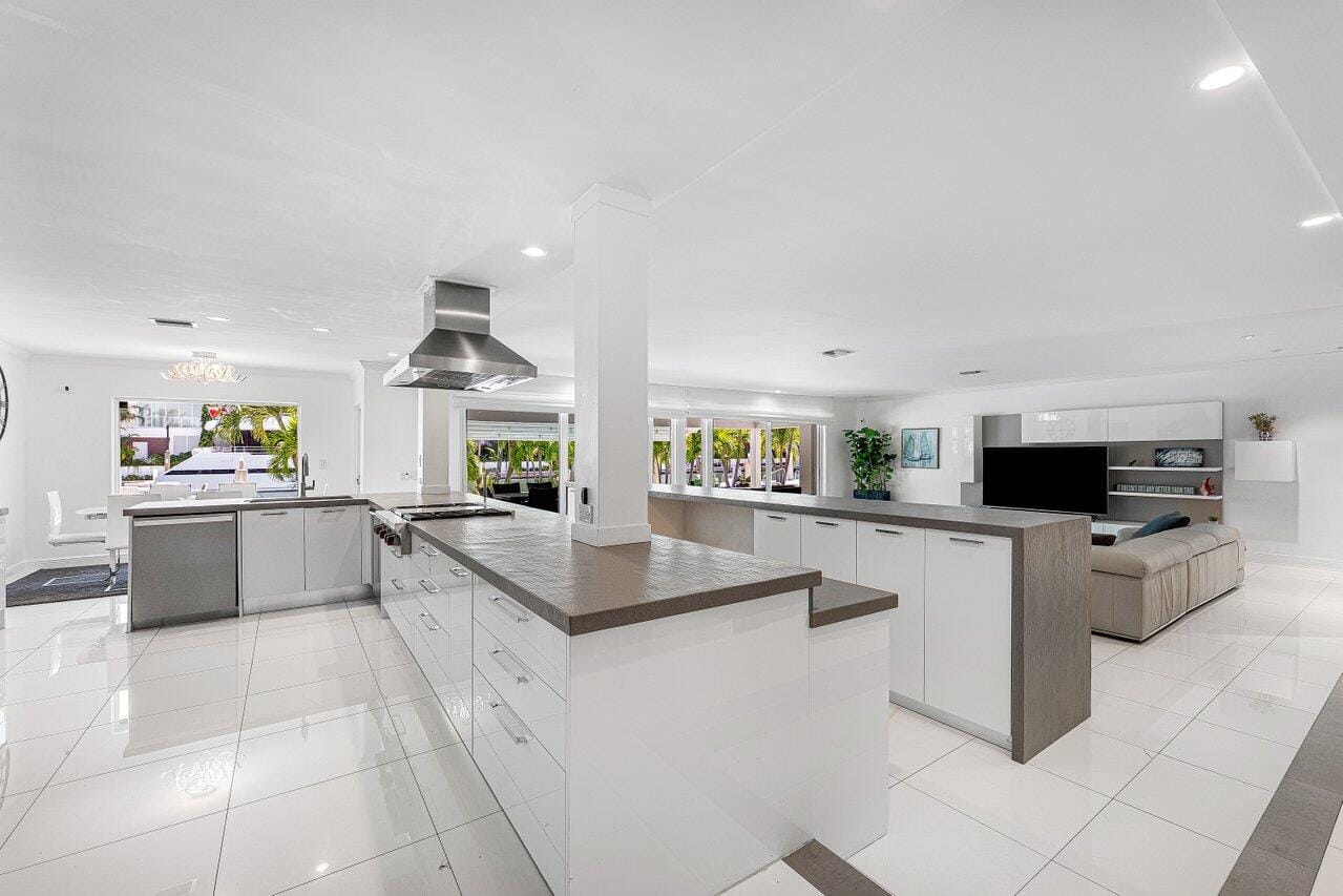 2540 MERCEDES Drive, Fort Lauderdale, FL 33316 photo 20
