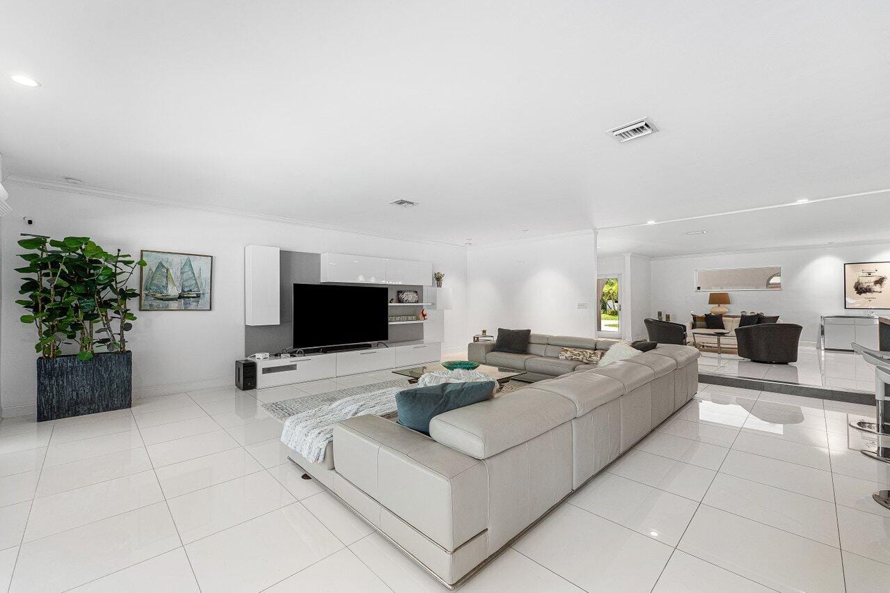 2540 MERCEDES Drive, Fort Lauderdale, FL 33316 photo 25