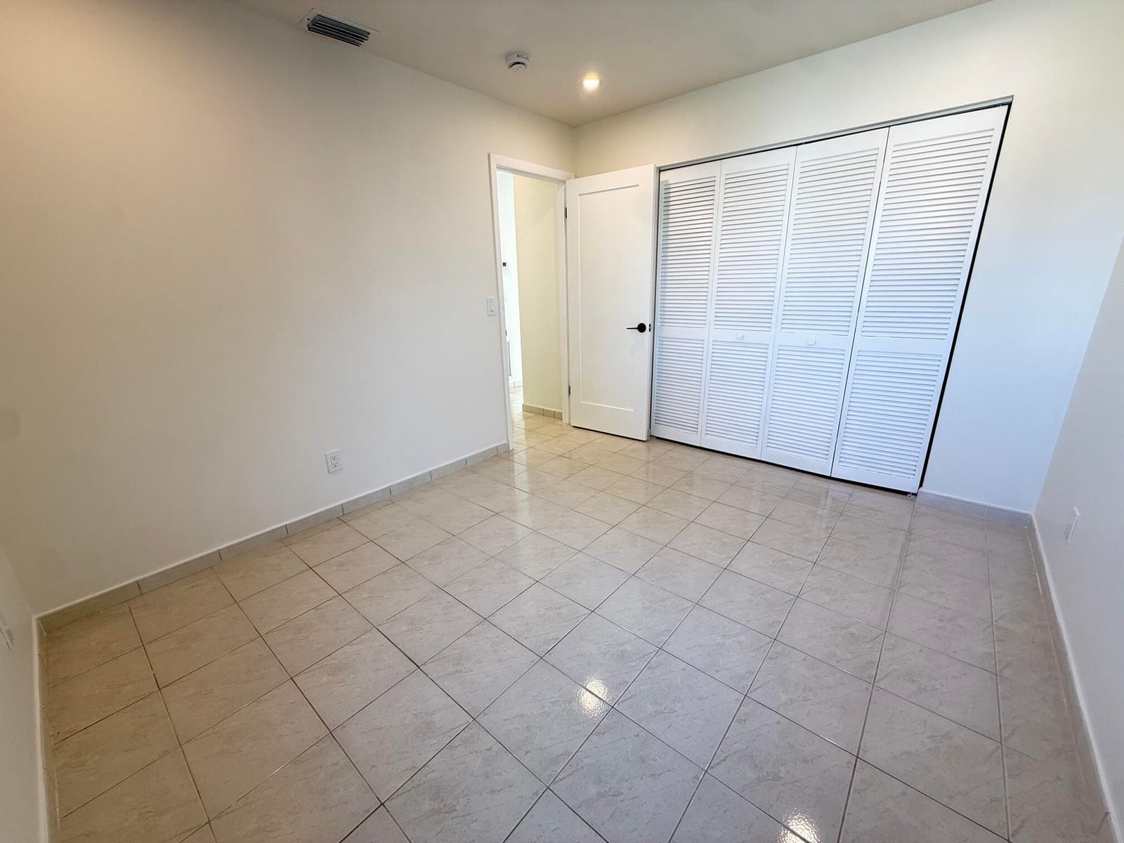 1160 SW 111th Avenue, Pembroke Pines, FL 33025 photo 15