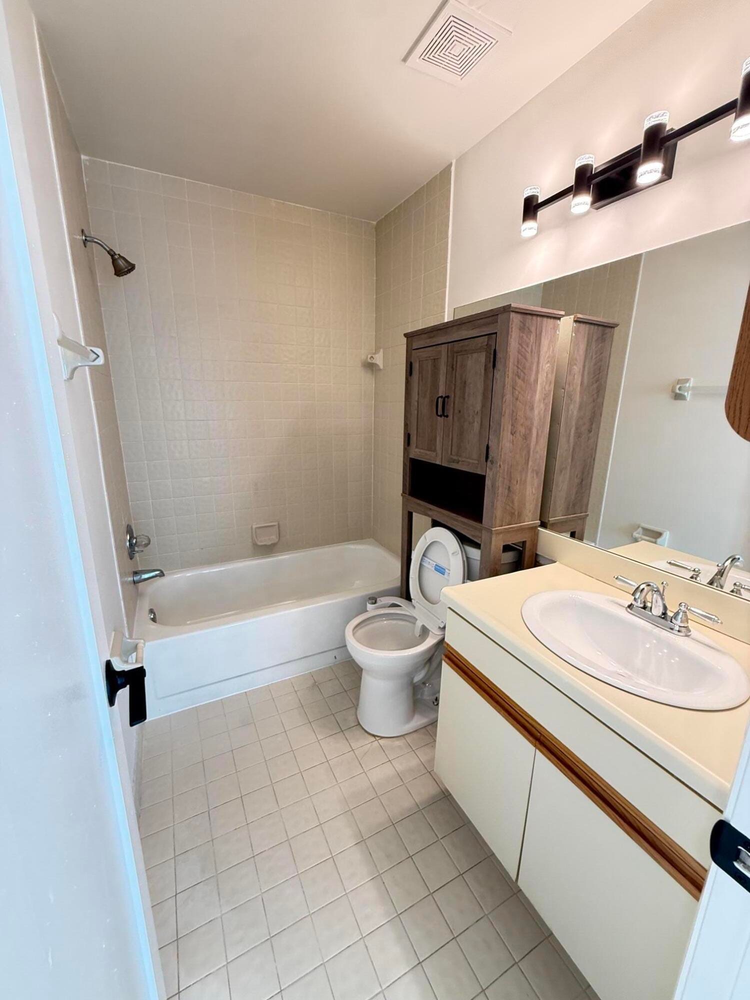1160 SW 111th Avenue, Pembroke Pines, FL 33025 photo 16