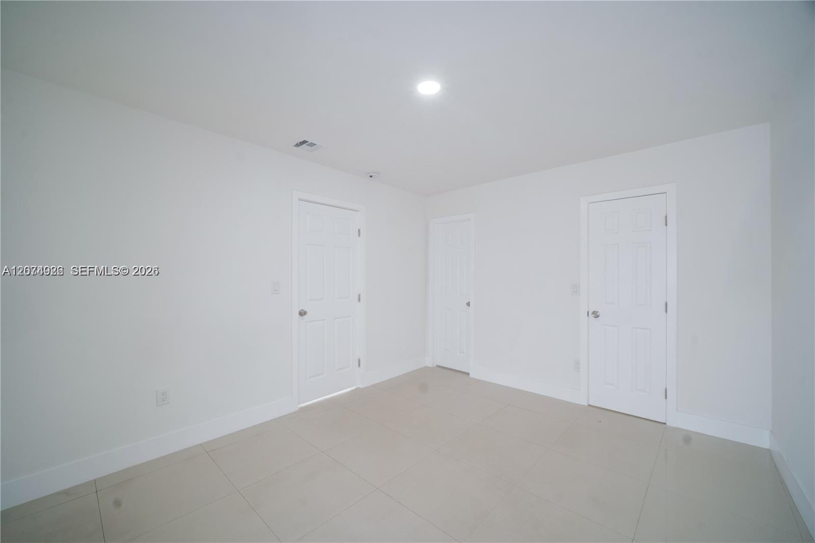 2388-2390 NE 173rd Street, North Miami Beach, FL 33160 photo 17