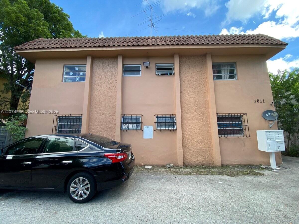 1811 NW 19th Terrace 2, Miami, FL 33125