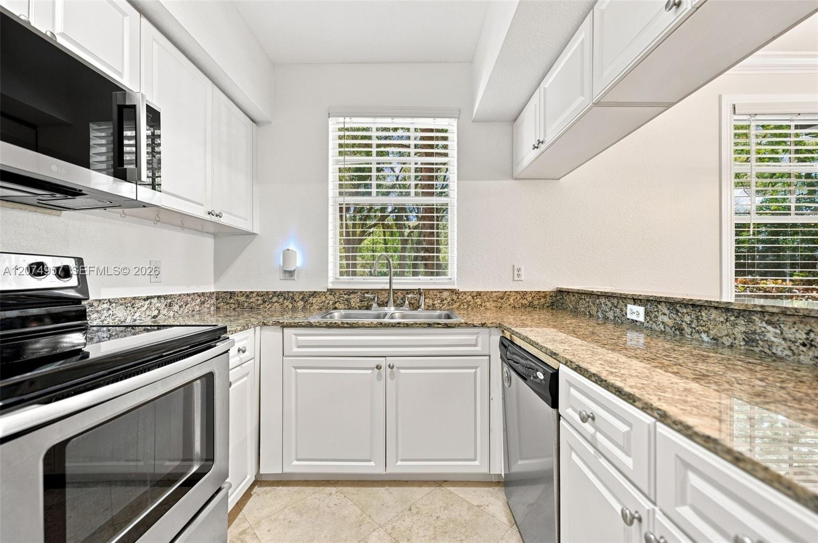 6978 W Sample Road 6978 — photo 10