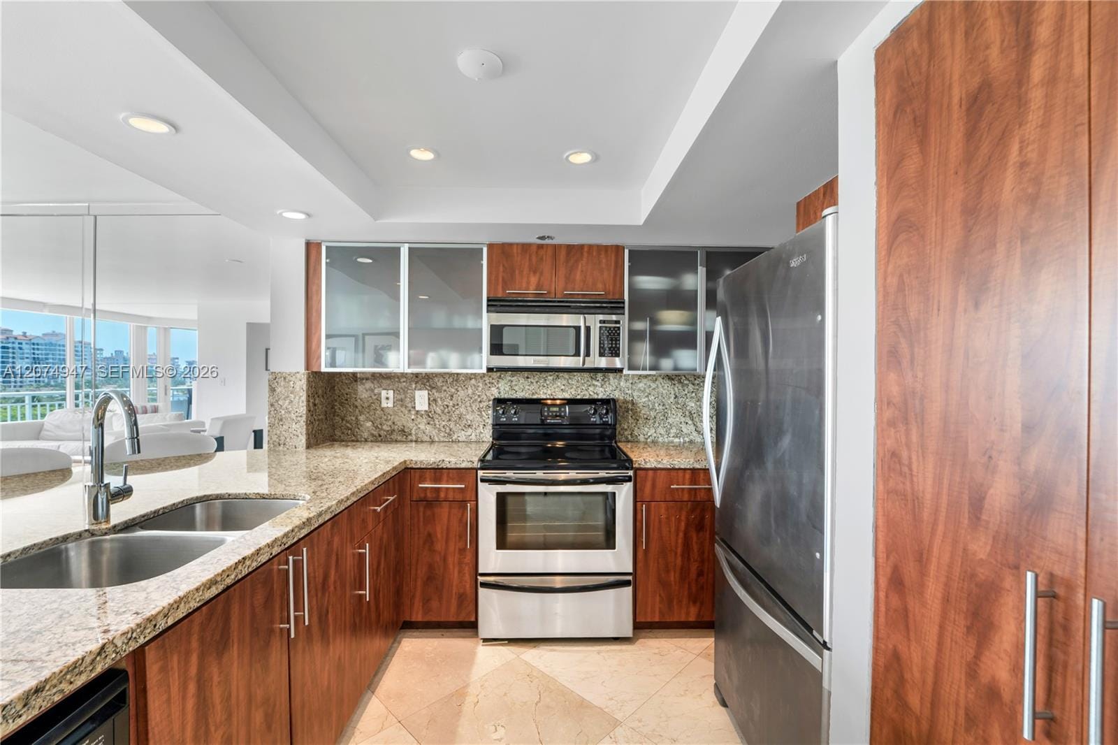 400 S Pointe Drive 505, Miami Beach, FL 33139 photo 14