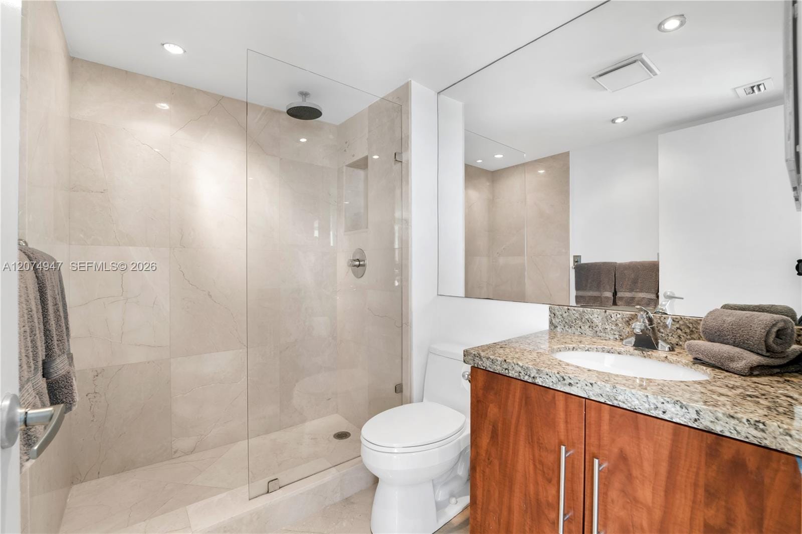 400 S Pointe Drive 505, Miami Beach, FL 33139 photo 23