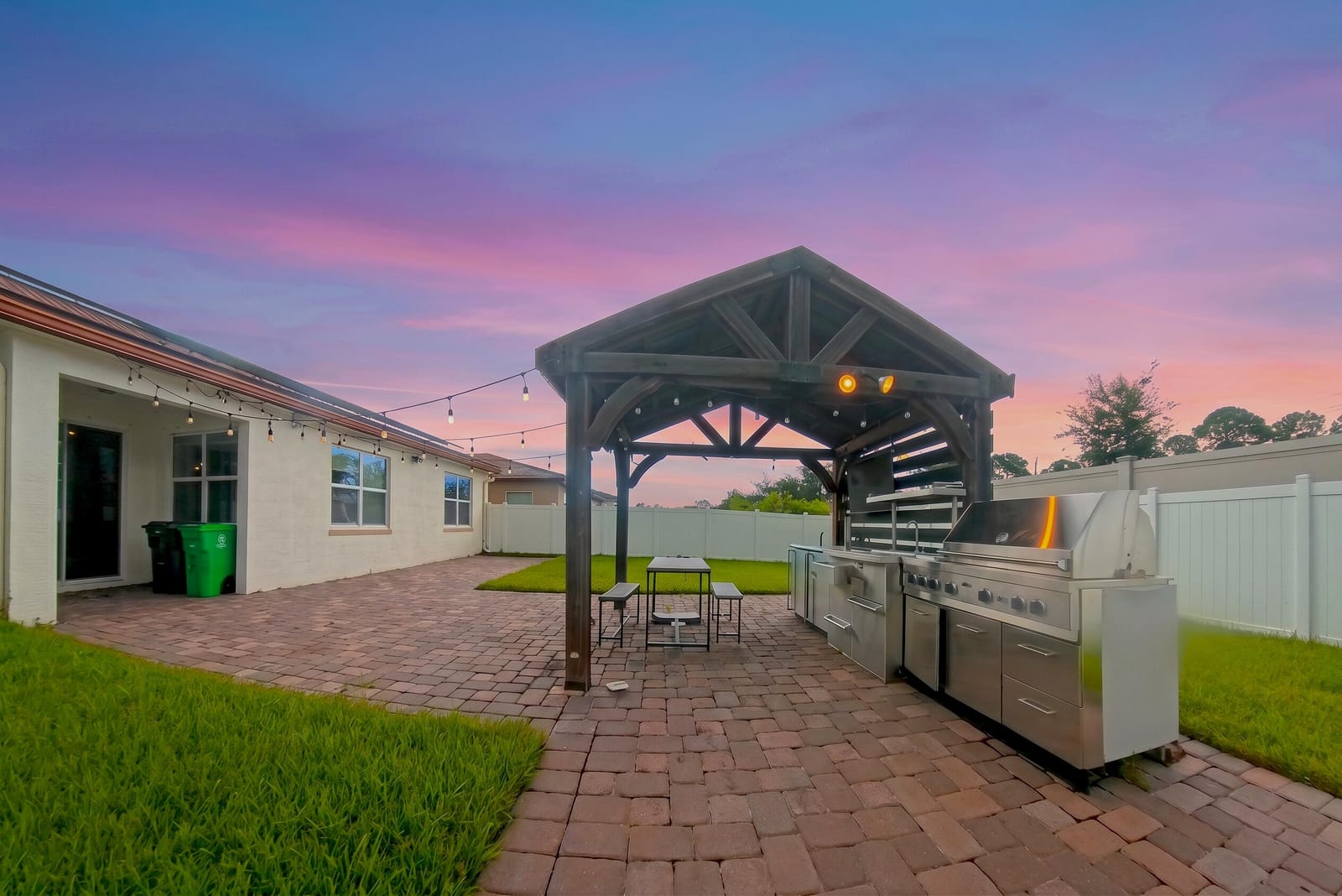 7871 NW GREENBANK Circle — photo 4