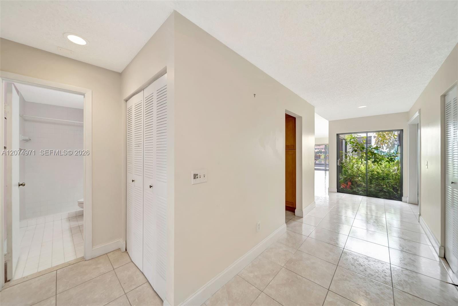 5223 Gate Lake Road 5223, Tamarac, FL 33319 photo 2