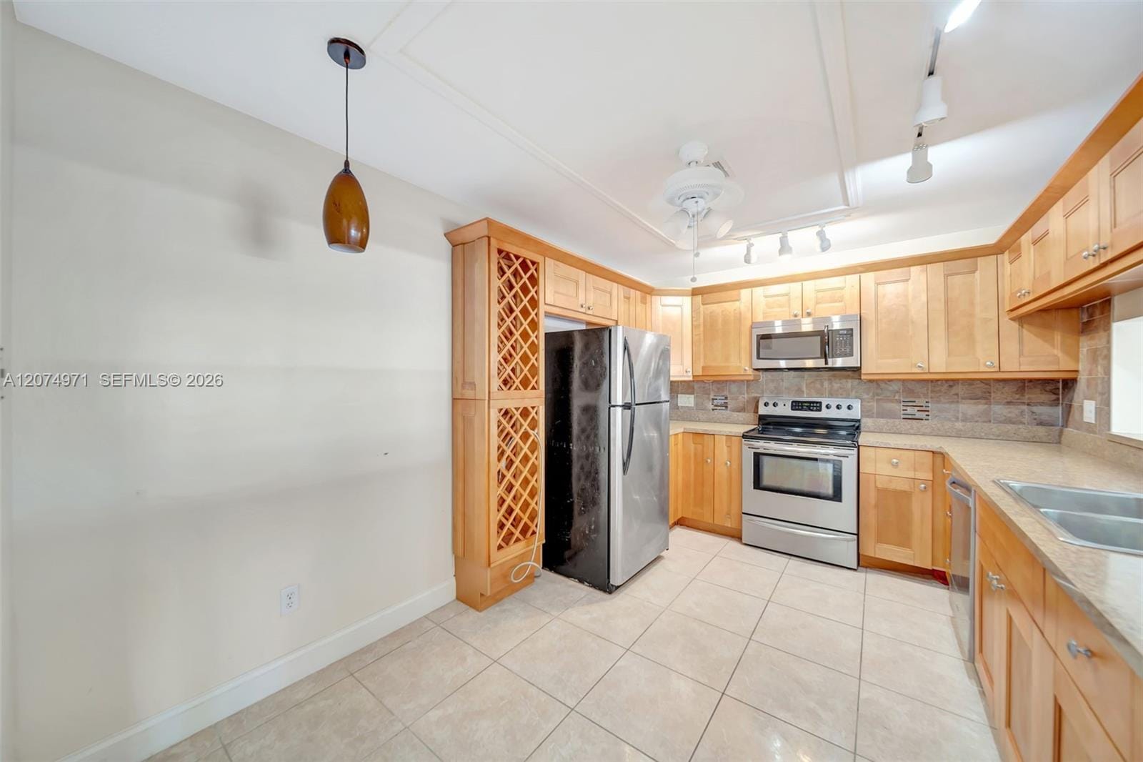 5223 Gate Lake Road 5223, Tamarac, FL 33319 photo 11