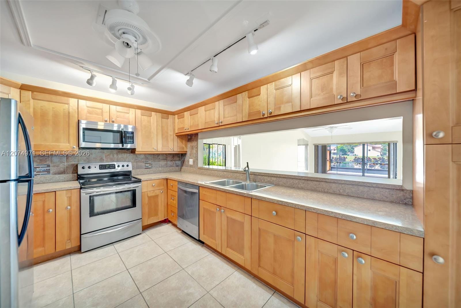5223 Gate Lake Road 5223, Tamarac, FL 33319 photo 12