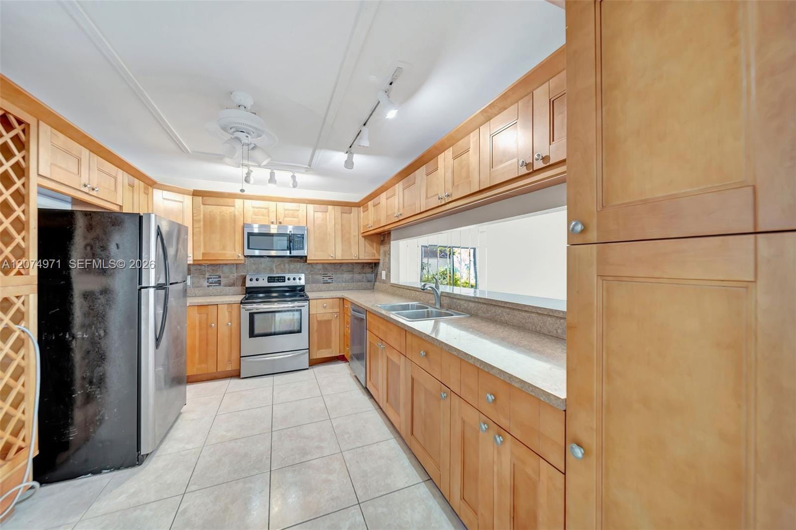5223 Gate Lake Road 5223, Tamarac, FL 33319 photo 10