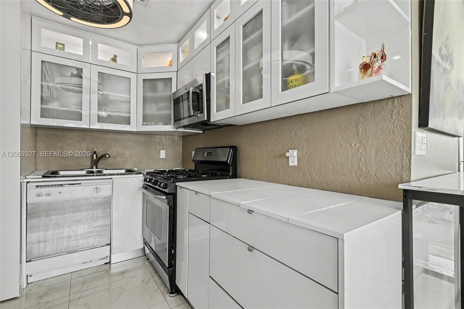 350 S Shore Drive 15, Miami Beach, FL 33141 photo 5