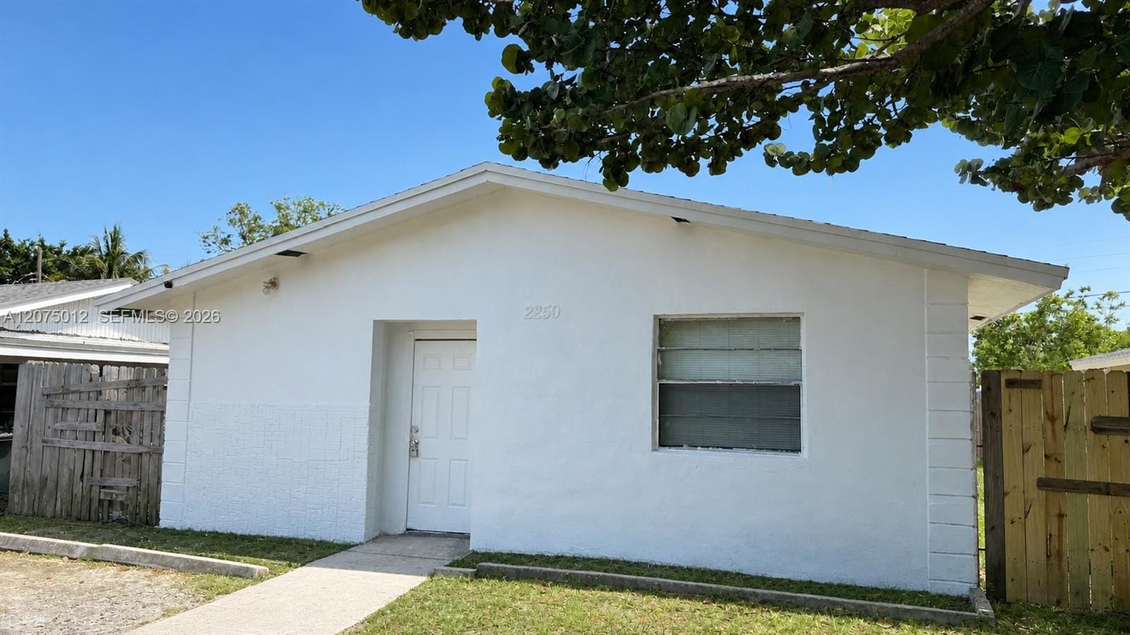 2250 NW 4th Court — photo 2