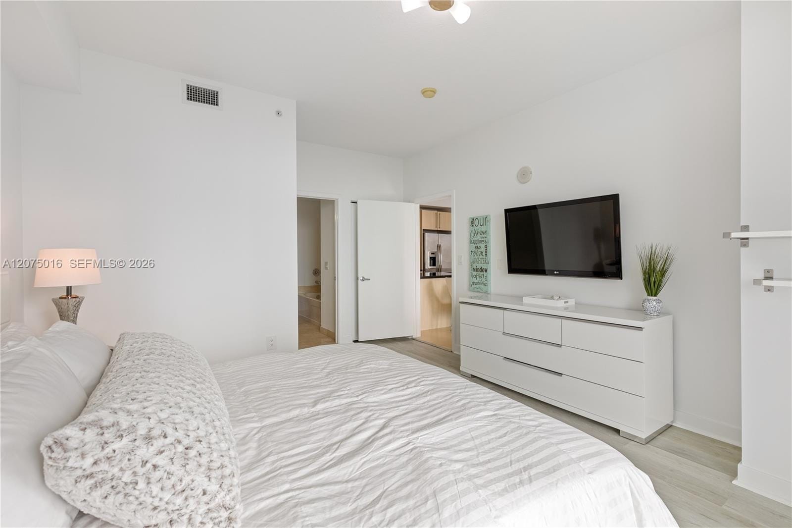 79 SW 12th Street 3704, Miami, FL 33130 photo 15