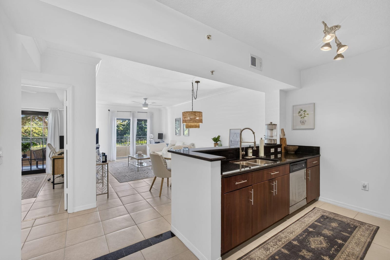 4905 Midtown Lane 2211 — photo 4